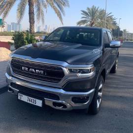 RAM 1500 Limited - Top Range 5.7L 2019