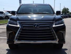 Selling my used 2019 Lexus LX 570 Jeep Full Option